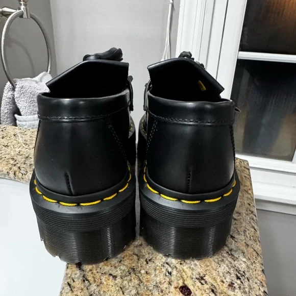 🖤🆕Dr. Martens Adrian Bex Smooth Leather Platform Tassel Loafers, Size 6🖤 - Picture 4 of 16